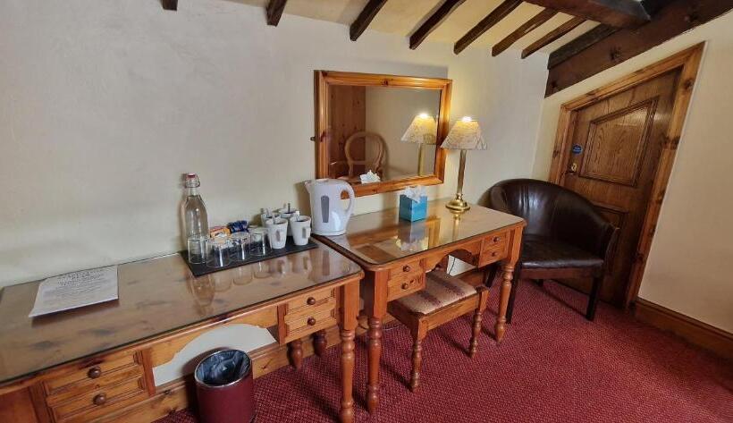 乡村酒店  Station Inn B&b