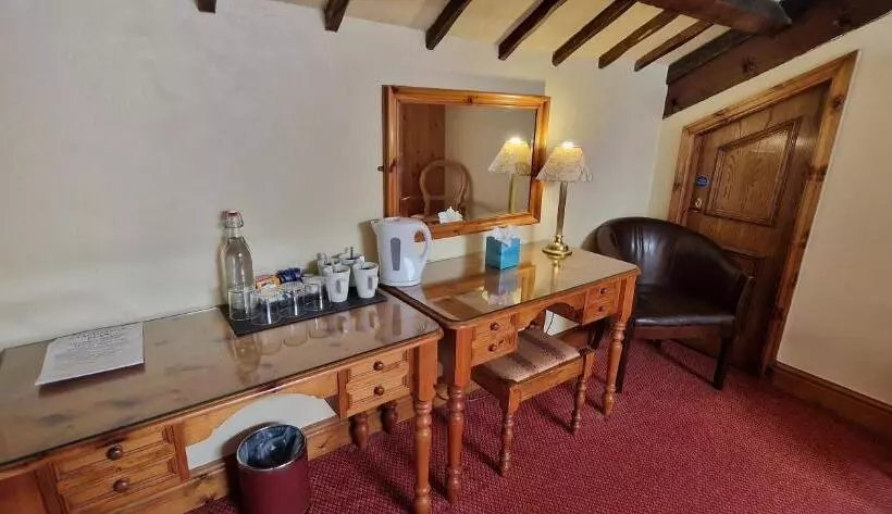 هتل روستایی Station Inn B&b