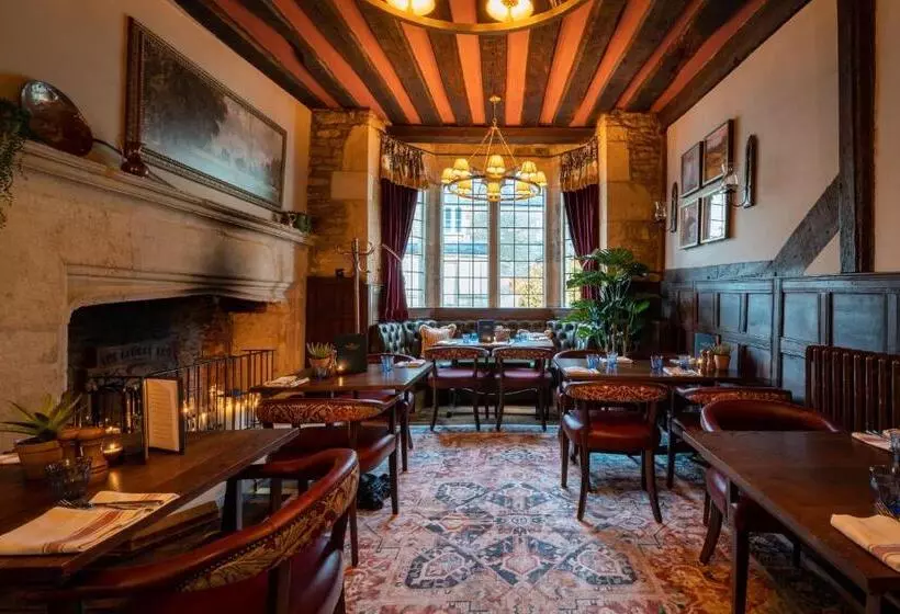 Отель The George Inn & Plaine