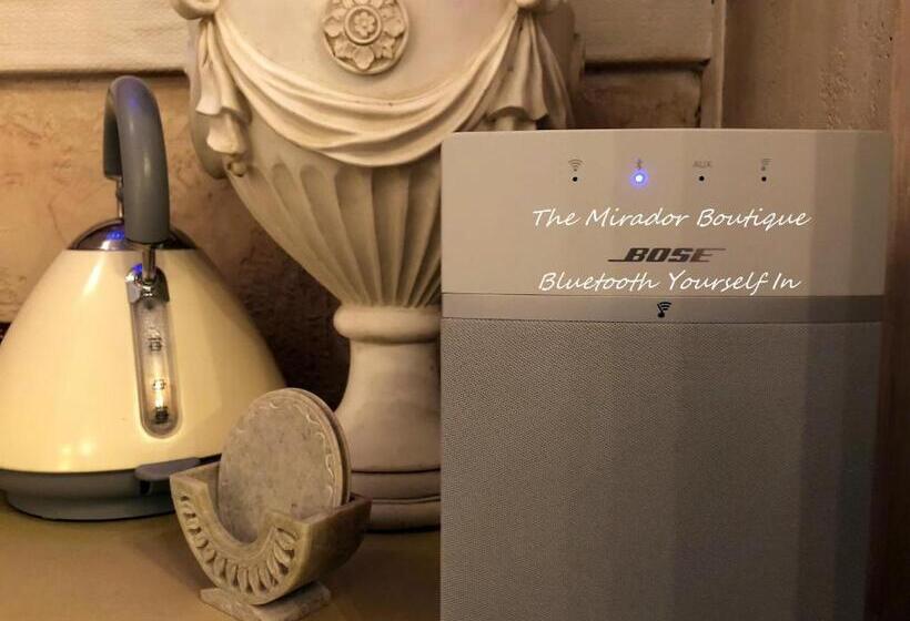 בית מלון כפרי The Mirador Boutique Town House