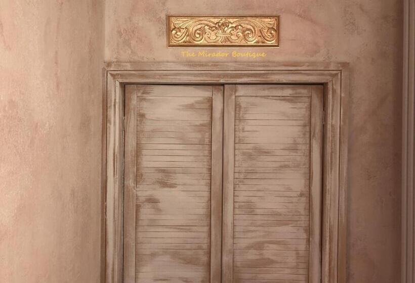 בית מלון כפרי The Mirador Boutique Town House