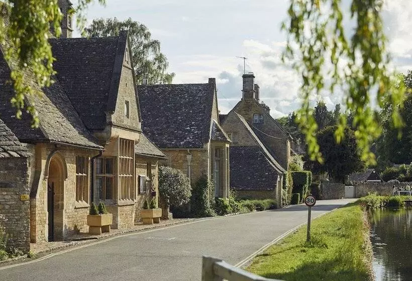 ホテル The Slaughters Country Inn