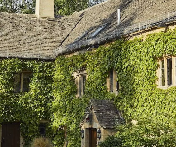 ホテル The Slaughters Country Inn