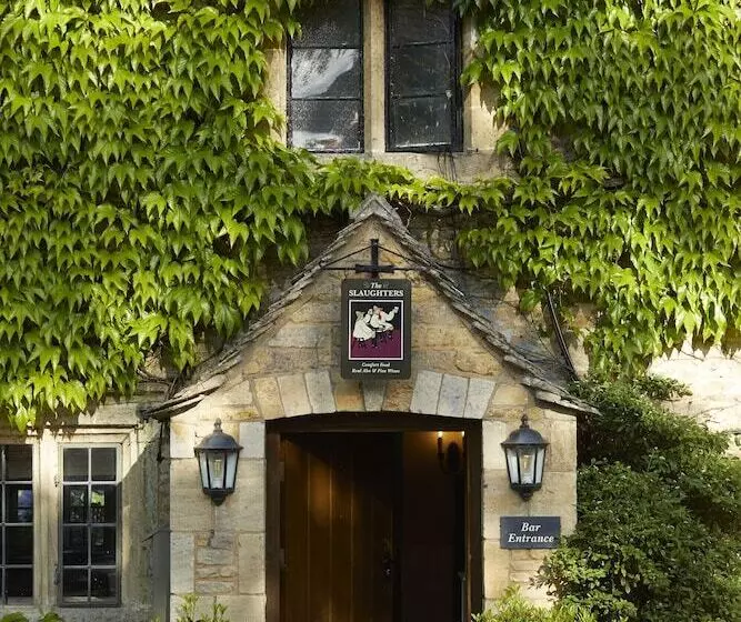 ホテル The Slaughters Country Inn