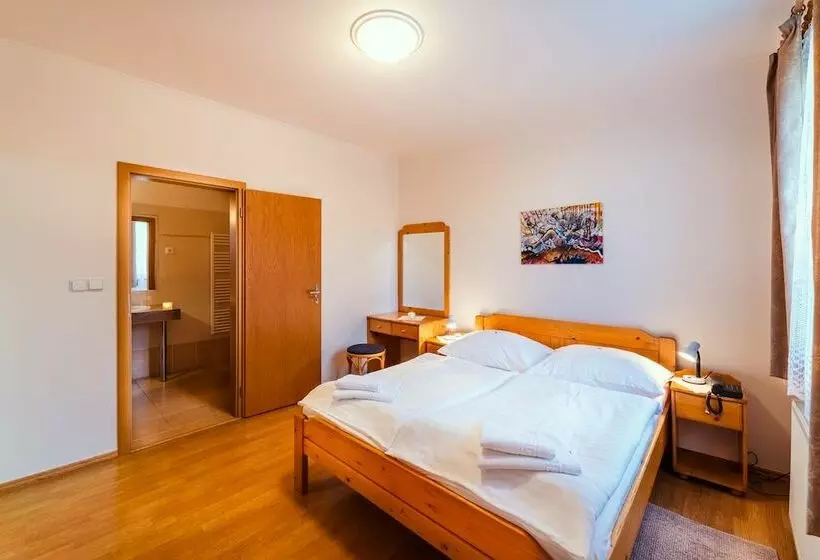 هتل Velká Klajdovka