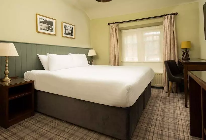 هتل Wateredge Inn  The Inn Collection Group