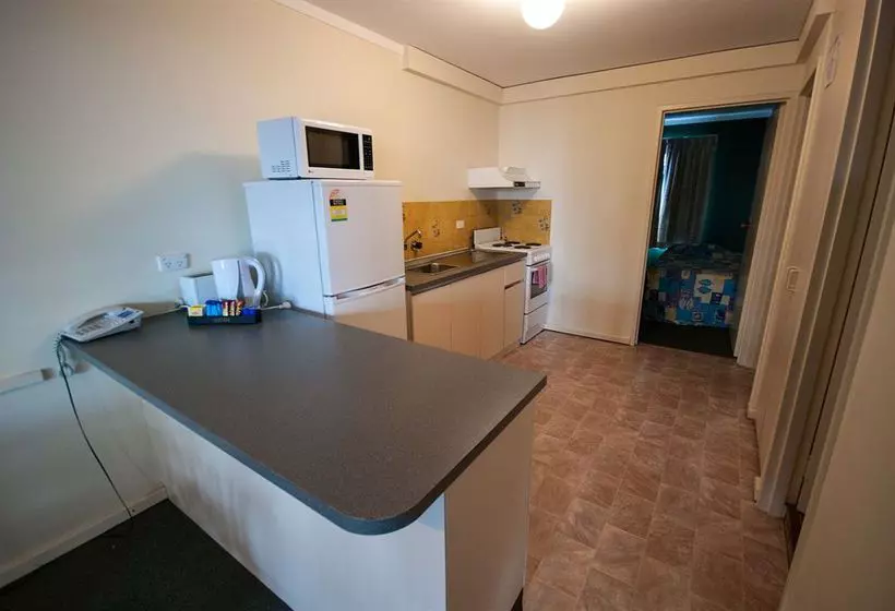 Hotel West Beach Lagoon 202  Quiet & Ground Floor