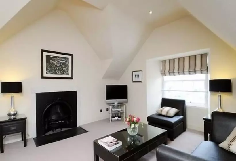 Royal Mile Residence