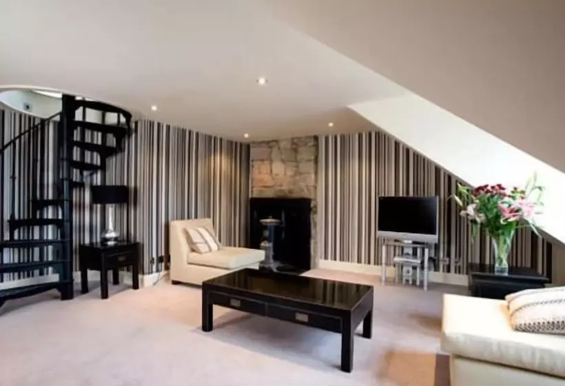 Royal Mile Residence