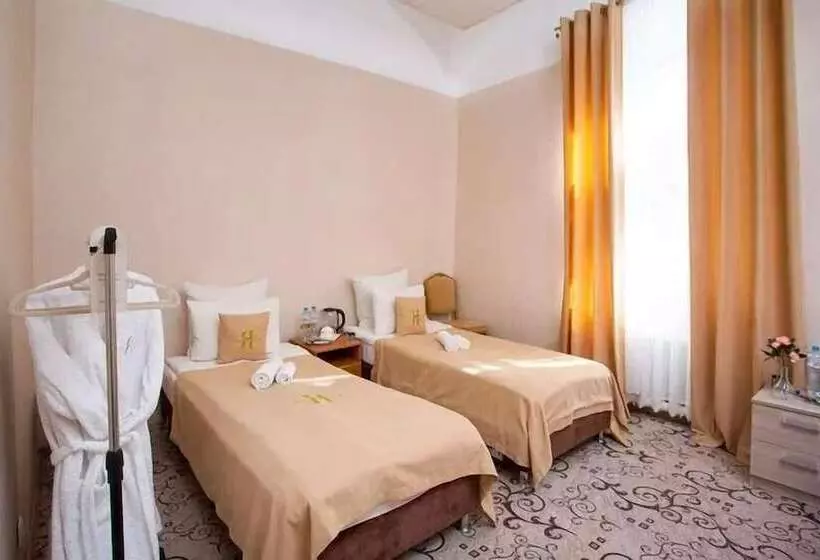 Yaroslav Hostel Veliky Novgorod