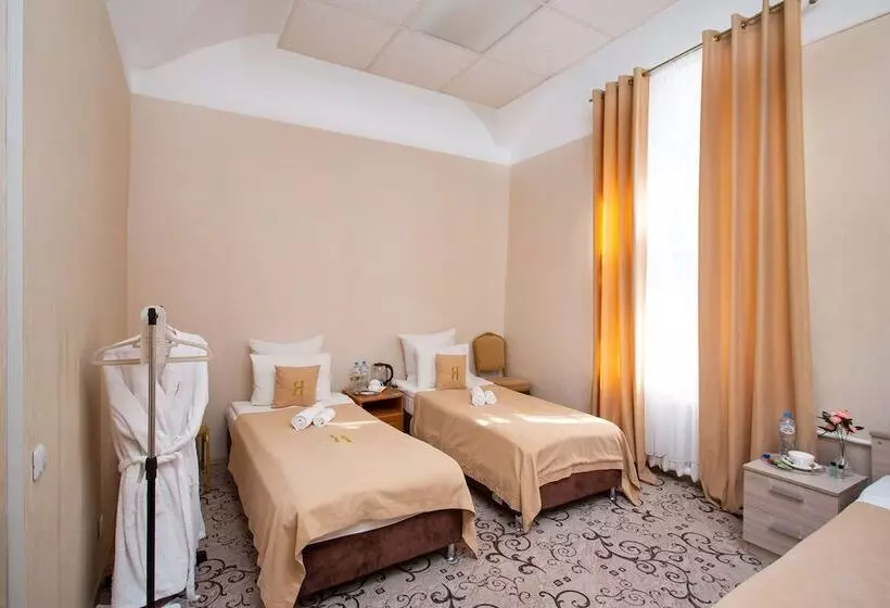 Yaroslav Hostel Veliky Novgorod