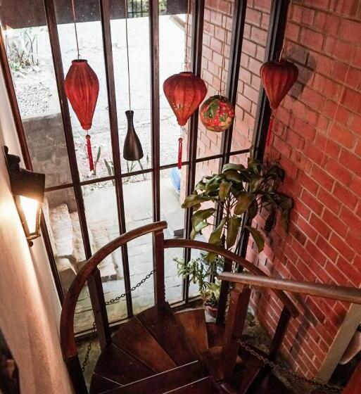 پانسیون Gajah