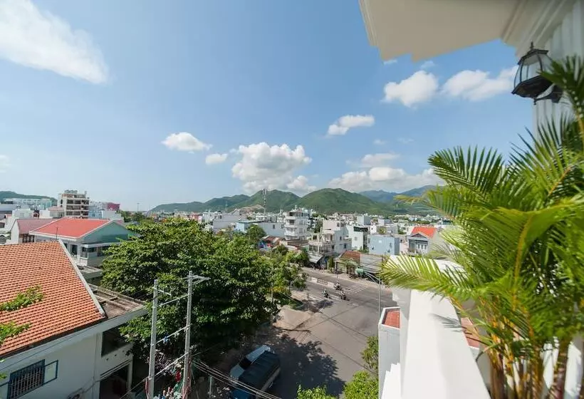 Uy Dương Hotel & Apartment   Nha Trang