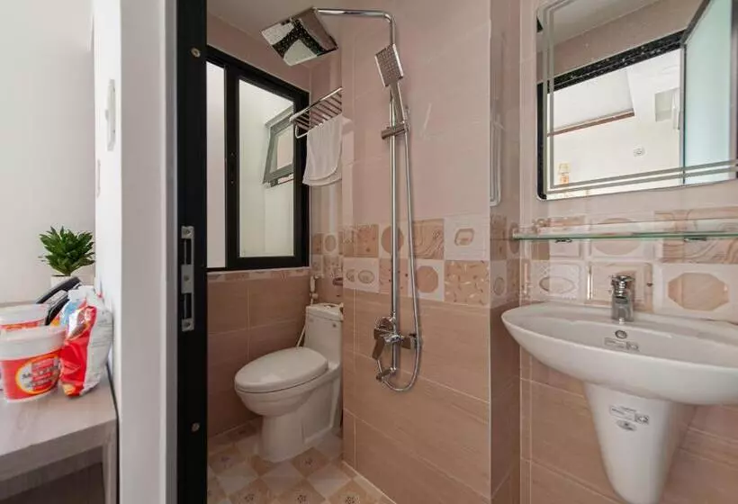 Uy Dương Hotel & Apartment   Nha Trang