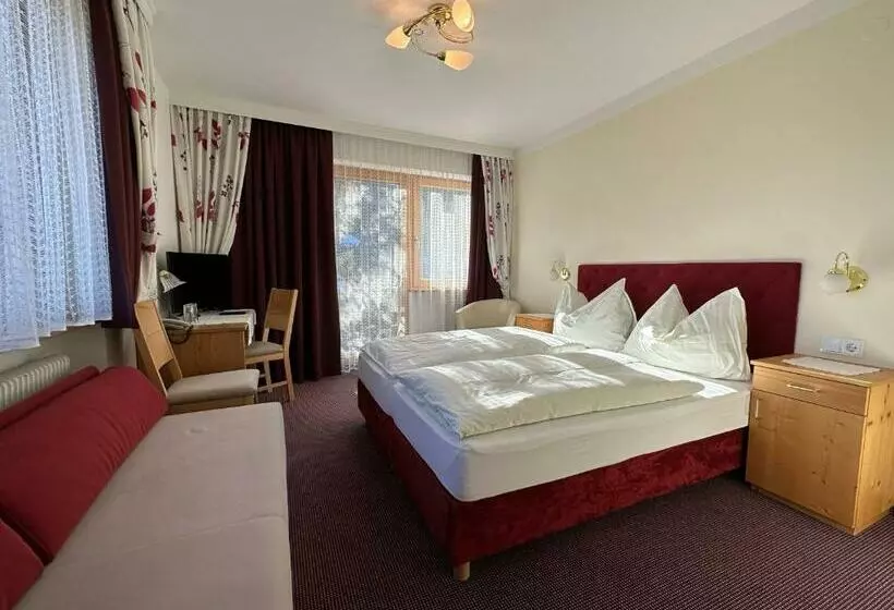 ホテル Dorferwirt