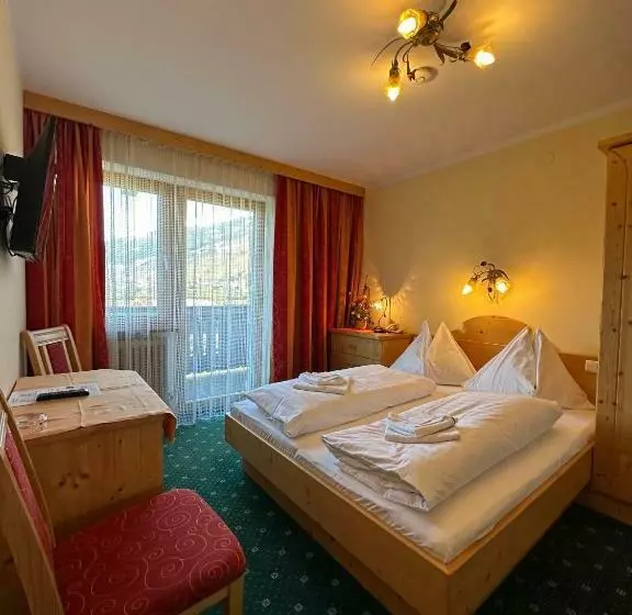 ホテル Dorferwirt