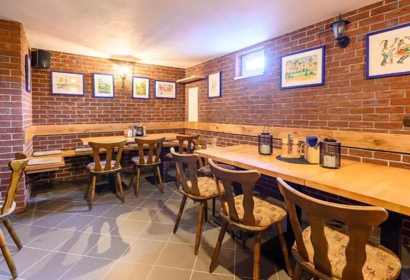 Majatalo Penzion Zámeček