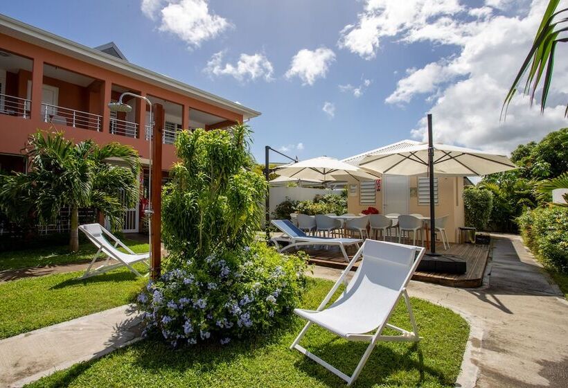 فندق Hôtel Guadeloupe Palm Suites