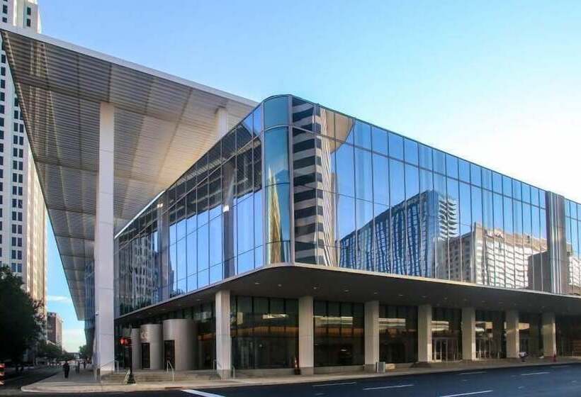 فندق Stellar Suites