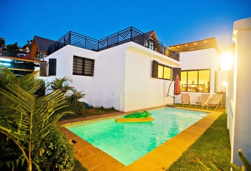 پانسیون Joyau Secret # Jardin # Piscine # Prox Centre Ville