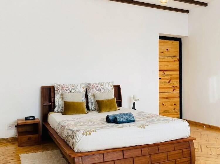 پانسیون Joyau Secret # Jardin # Piscine # Prox Centre Ville