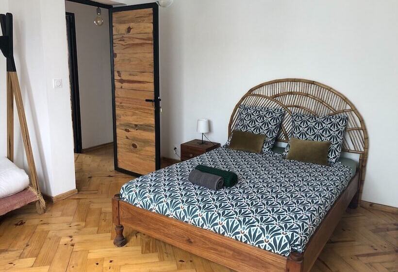 پانسیون Joyau Secret # Jardin # Piscine # Prox Centre Ville