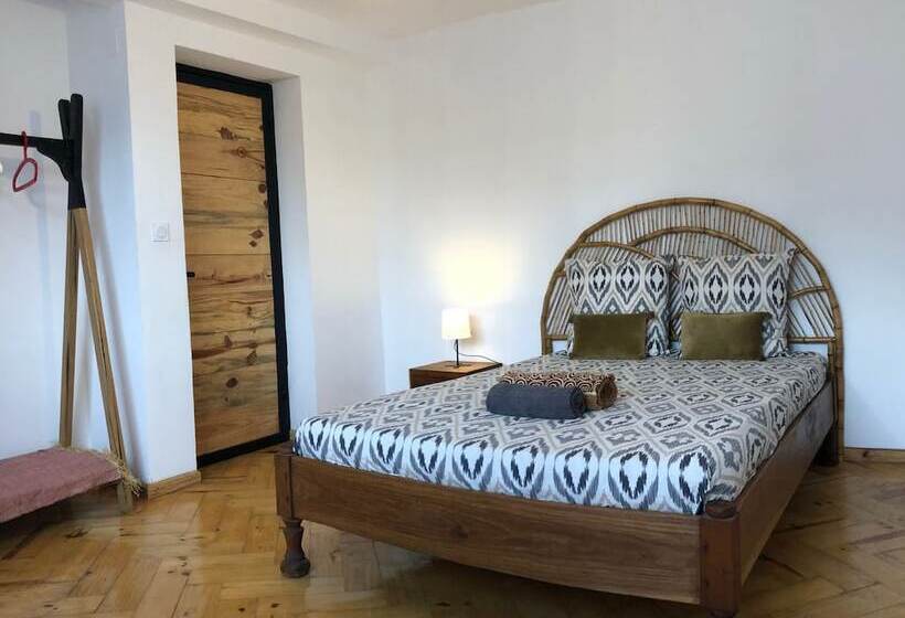 پانسیون Joyau Secret # Jardin # Piscine # Prox Centre Ville