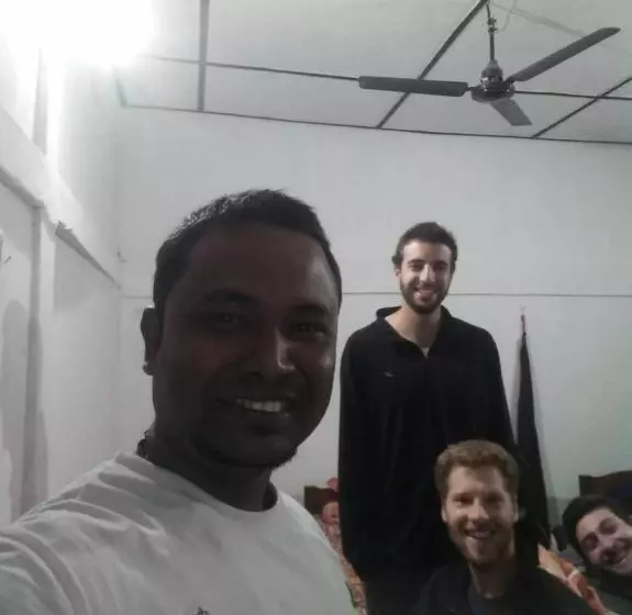 ペンション Subansiri Lodge