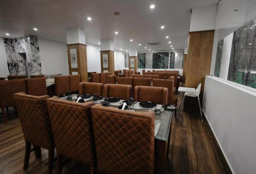 渡假胜地  White House, Munnar