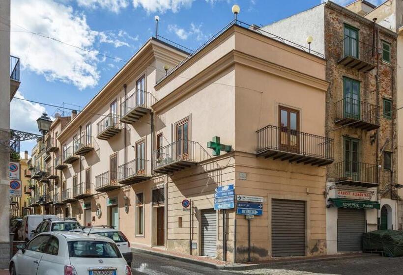 ベッドアンドブレックファースト Case Spazioscena Calliope