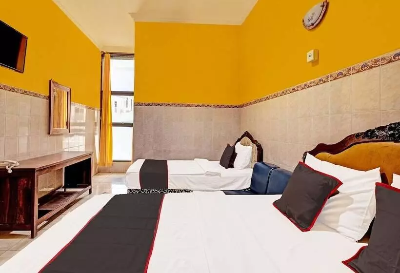 Collection O 91692 Hotel Citra Dewi 3 Hillsnearumbul Sidomukti
