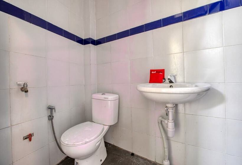 בית מלון כפרי Reddoorz Near Exit Toll Nusa Dua