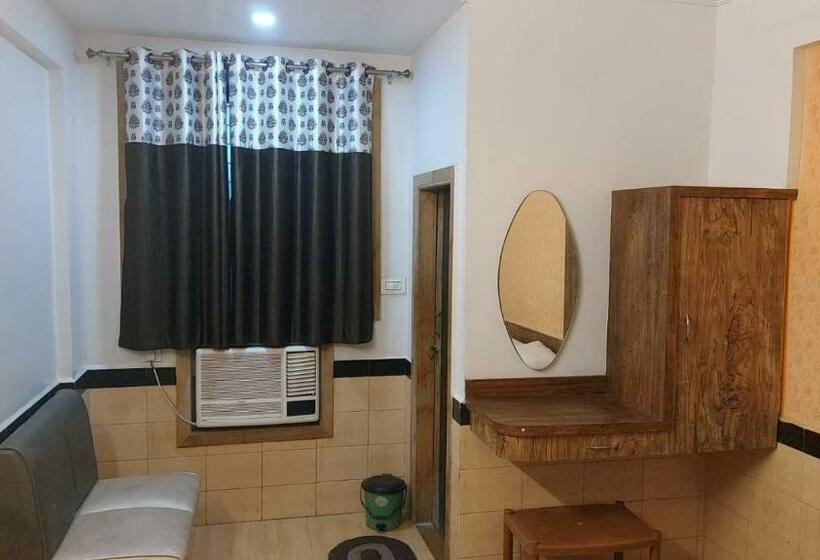 Hotel Samay Lodging & Boarding By Wb Inn