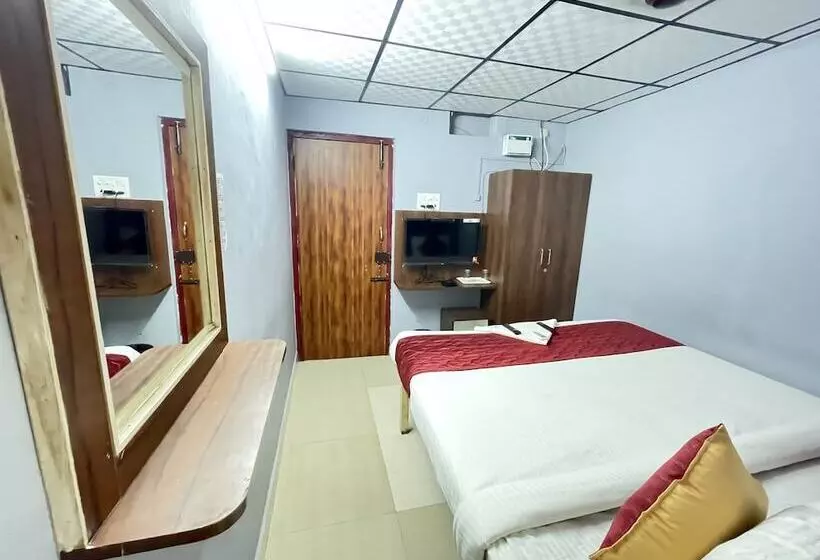Skyry Hotel Iyyapanthangal