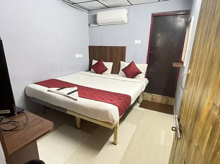 Skyry Hotel Iyyapanthangal