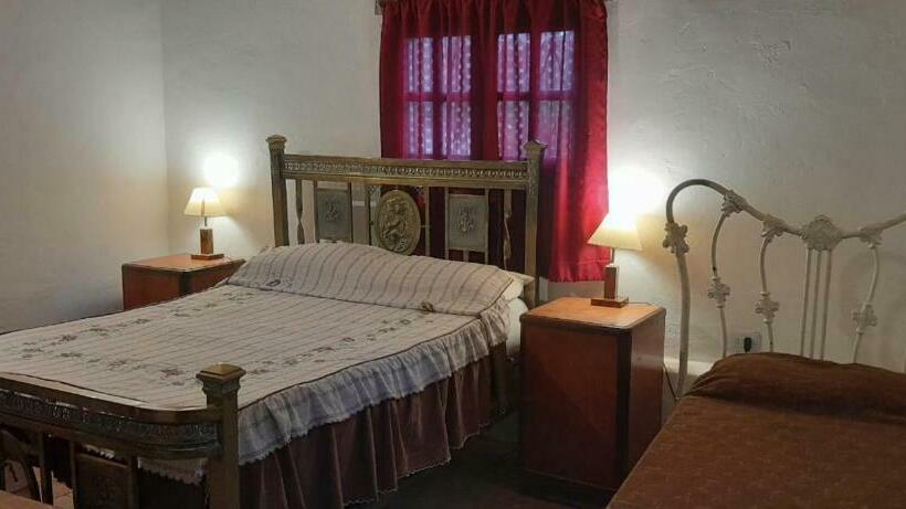 Pension El Progreso Molinos