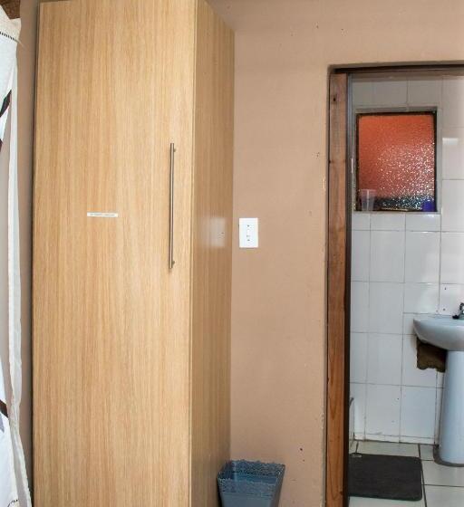 Pensione Vochelo Lodge