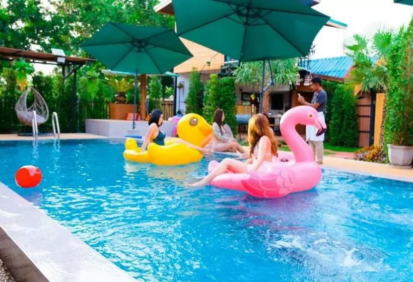 ベッドアンドブレックファースト Wigg Tukta Pool Villa Resort  วิก ตุ๊กตา พลูวิลลา รีสอร์ต