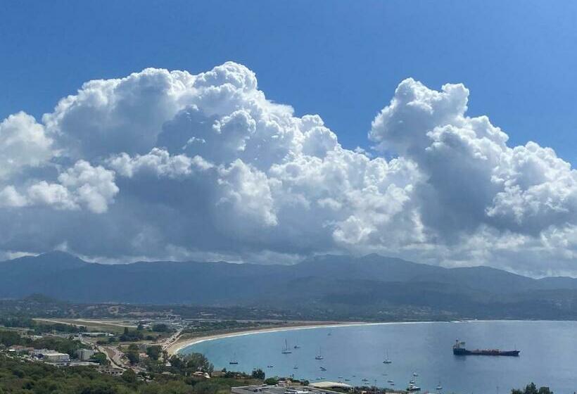 ペンション Agréable Chambre D Hôte Avec Belle Terrasse