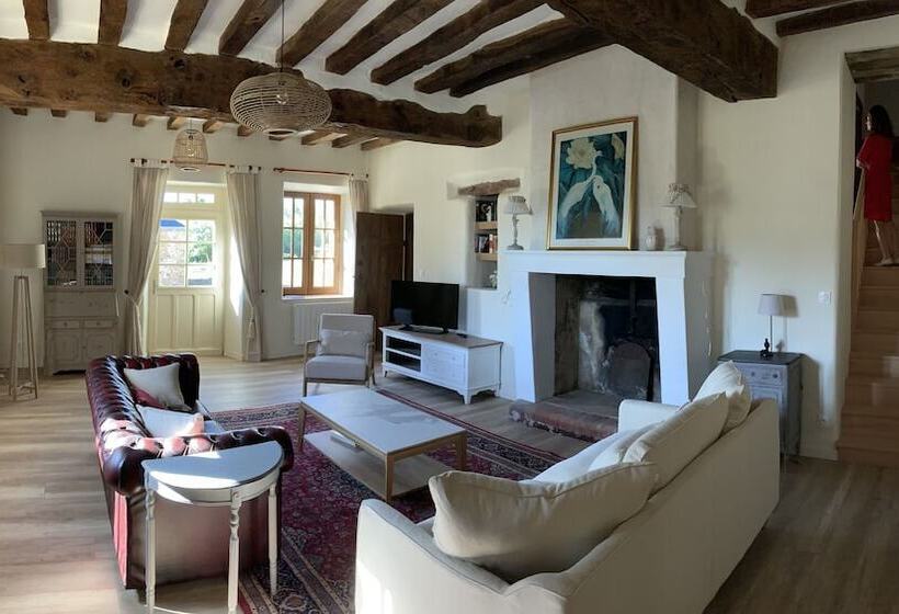 بنسيون Le Plessis Aux Oiseaux