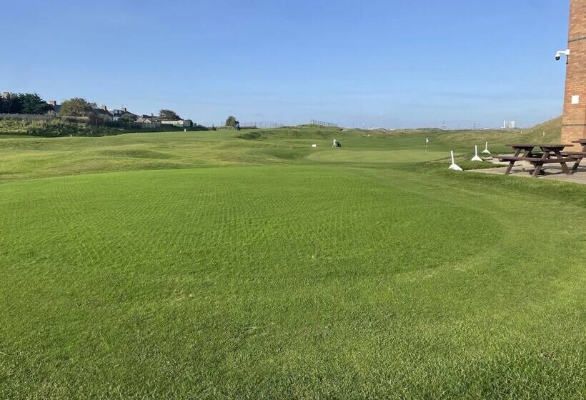 膳宿费 The Beach Side