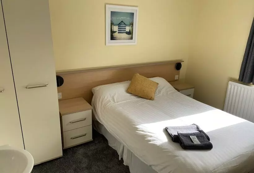 Majatalo The Beach Side