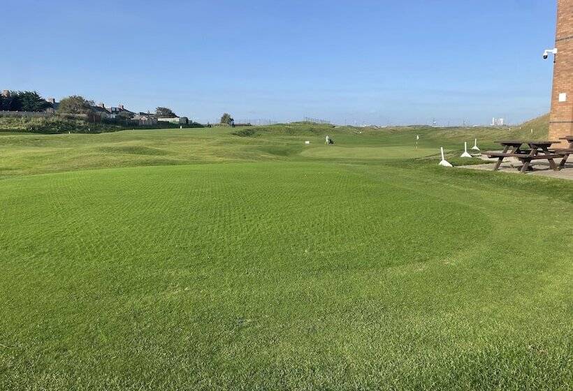 膳宿费 The Beach Side