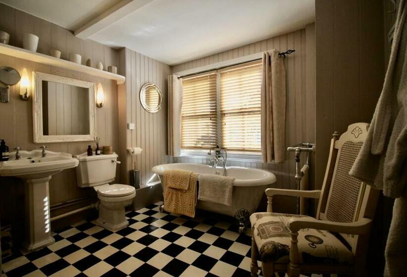 פנסיון The Cottage At Barkwith House