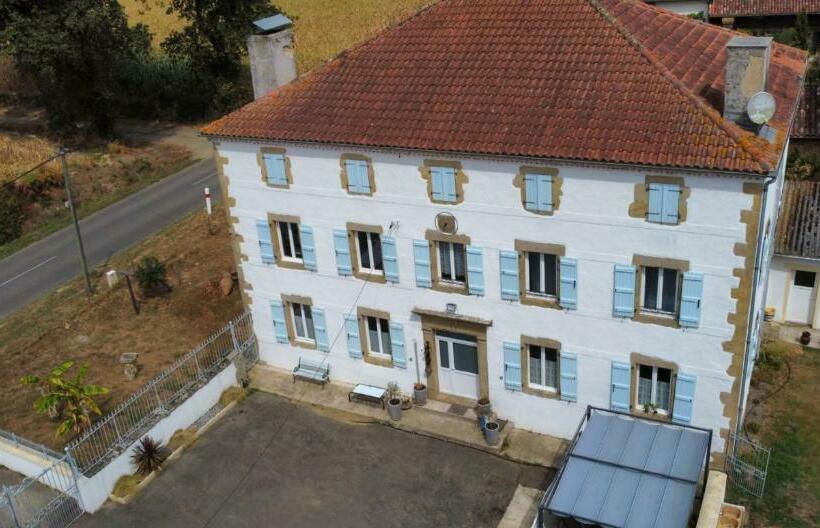 Bed and Breakfast Au Bord Du Chemin La Prade