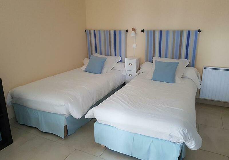 Bed and Breakfast Au Bord Du Chemin La Prade