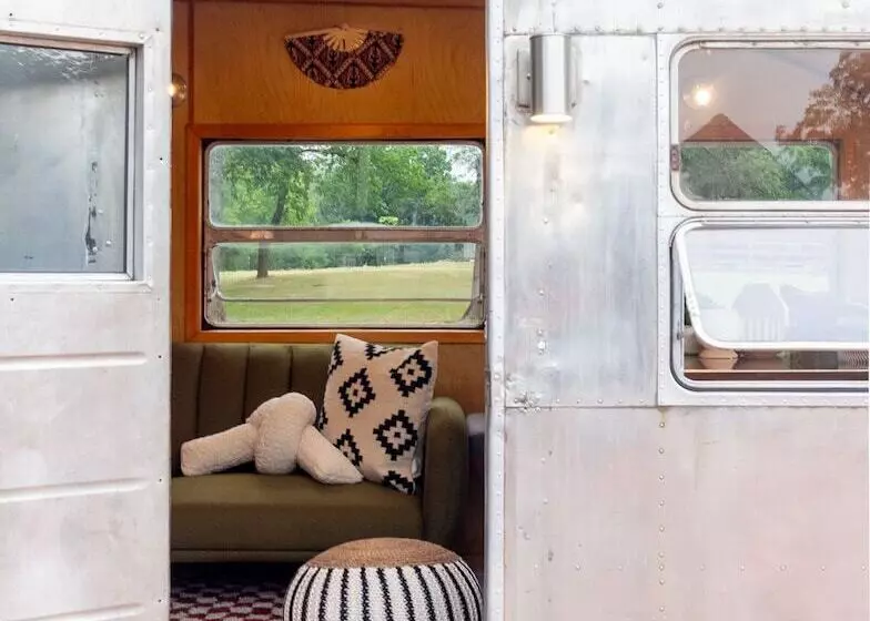 Hotelli Camp Comfort