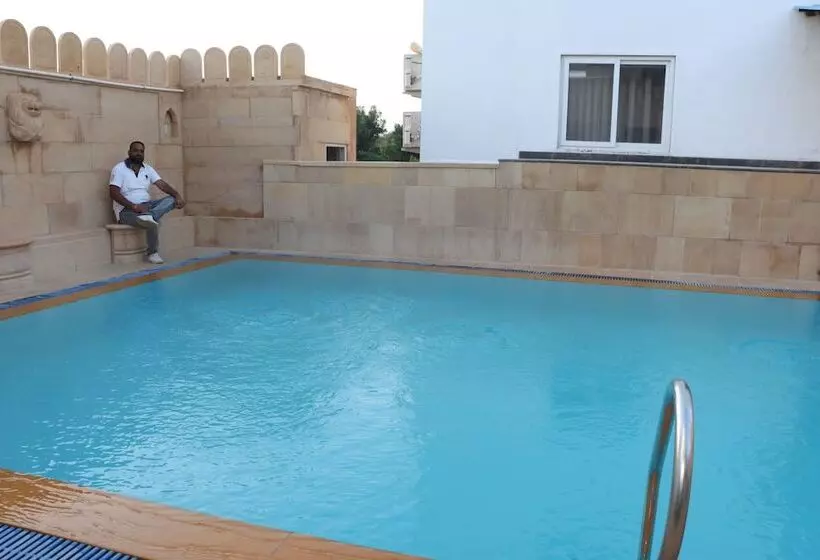هتل Marwar Palace