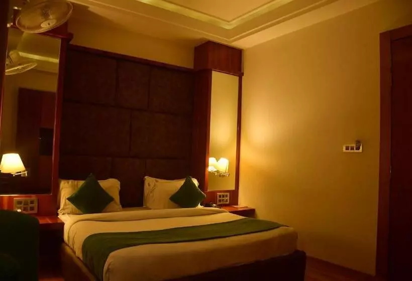 Hotelli Millennium Inn, Prayagraj