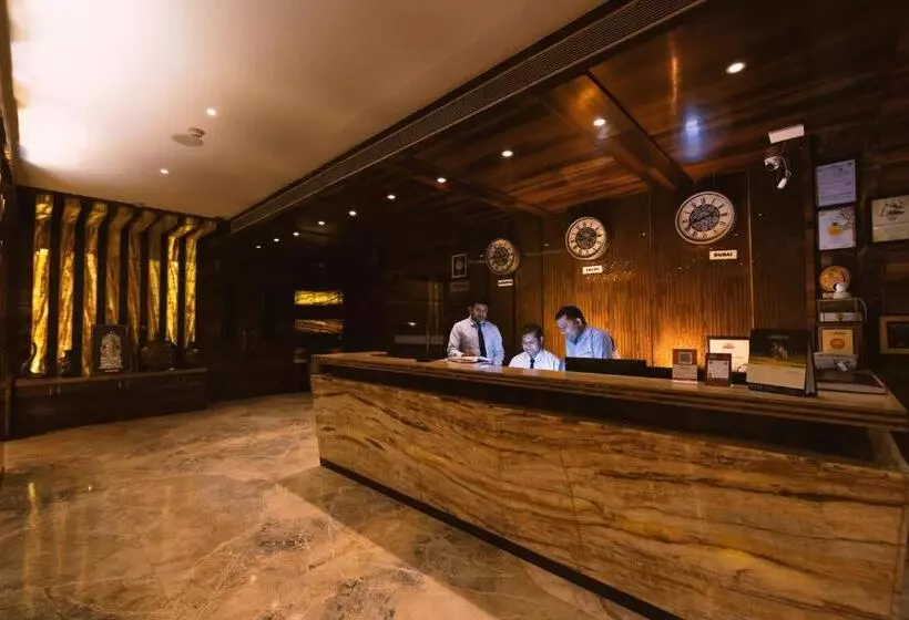 Hotelli Millennium Inn, Prayagraj